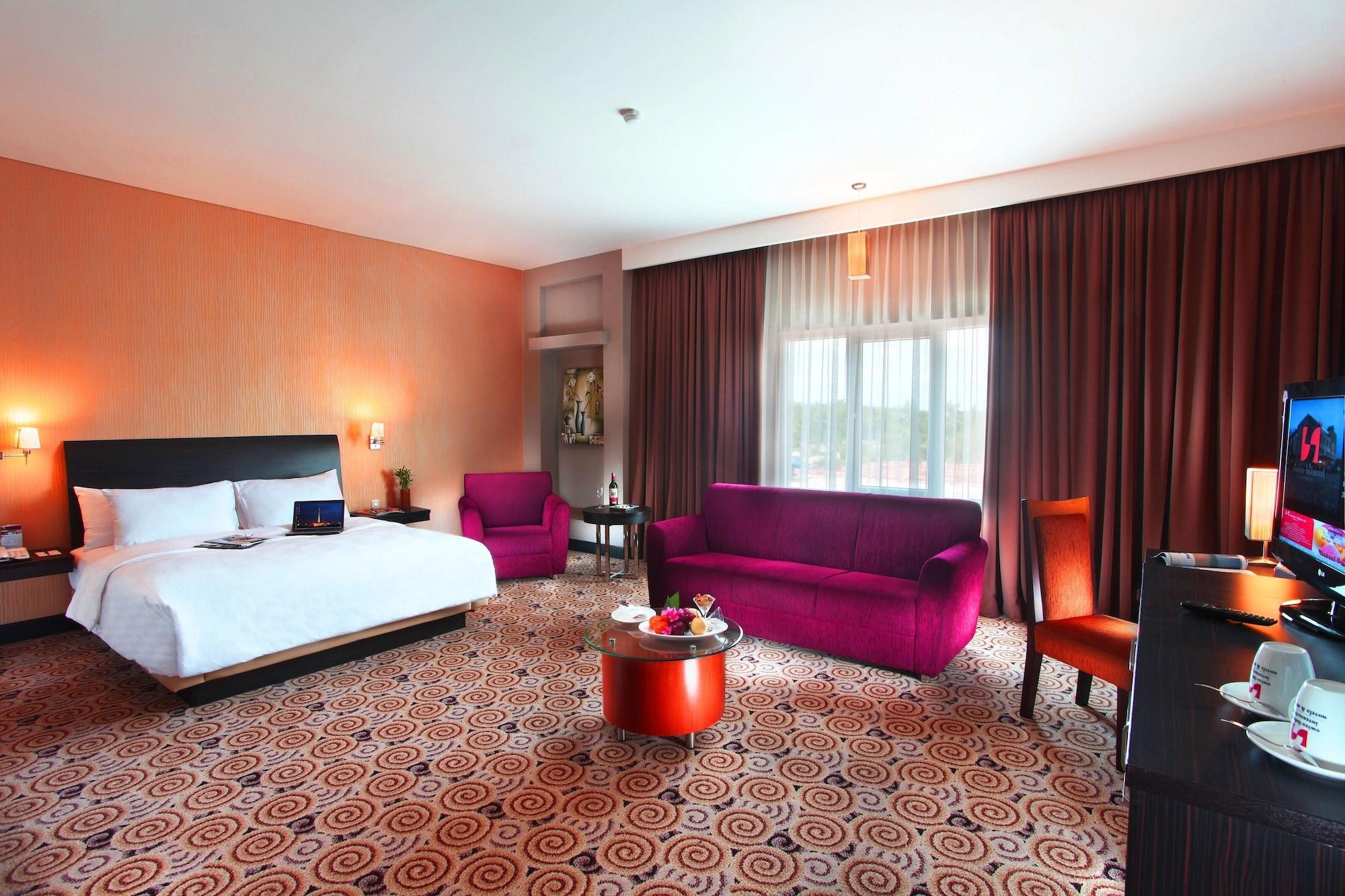 Swiss-Belhotel Kendari Ngoại thất bức ảnh