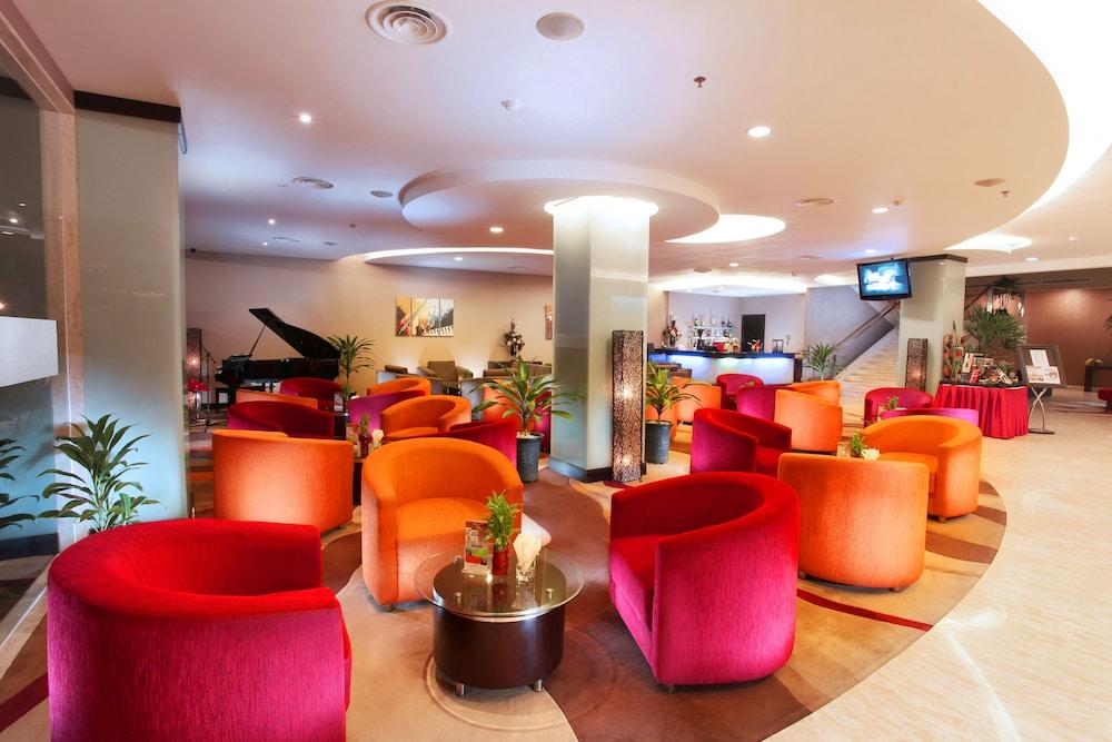 Swiss-Belhotel Kendari Ngoại thất bức ảnh