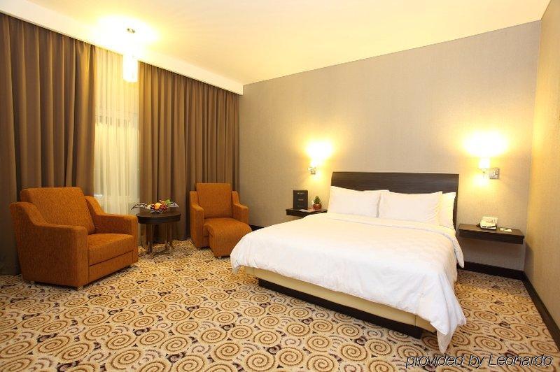 Swiss-Belhotel Kendari Phòng bức ảnh