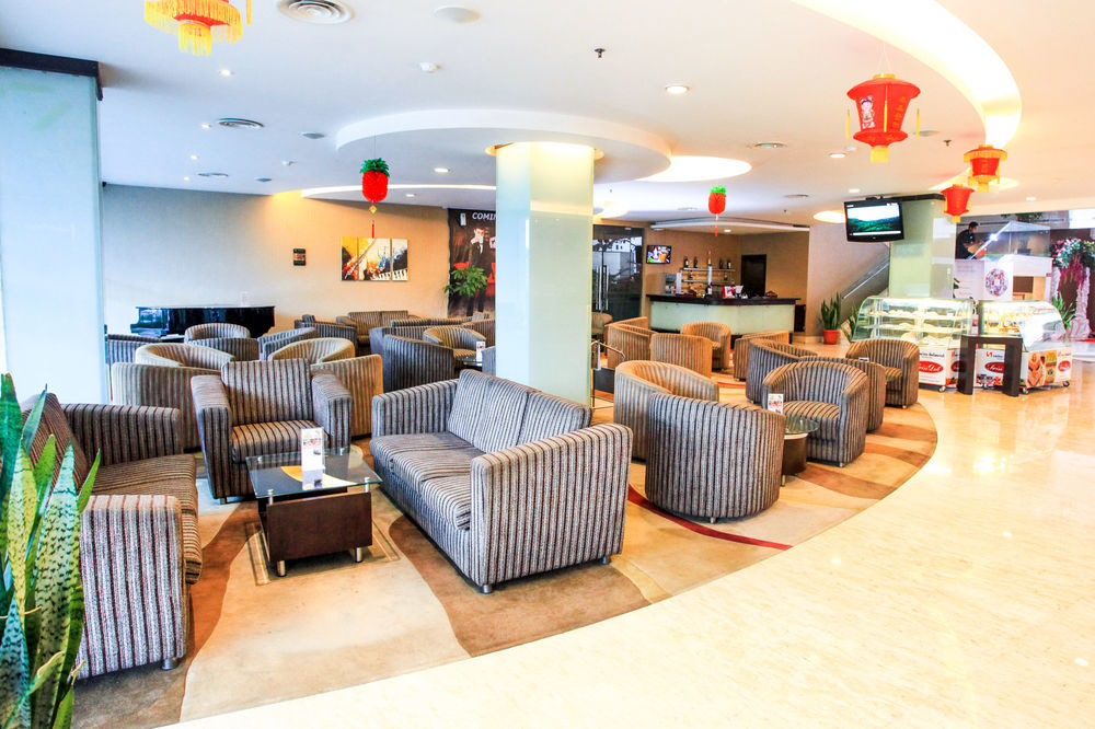 Swiss-Belhotel Kendari Ngoại thất bức ảnh